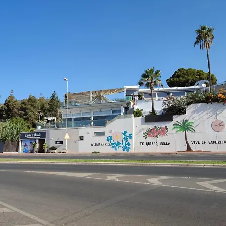 Torrequebrada Apartman